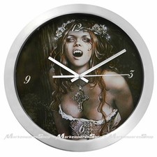 Victoria Frances Wanduhr