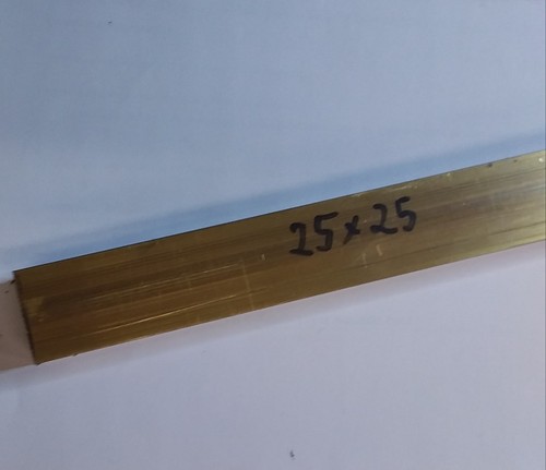 Messing vierkant 25x25 - ms,