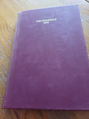 Grundgesetz 1949 - , –