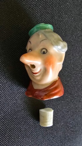 Schnapsnase schnapsausgießer - schnapsnase,