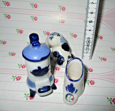 Konvolut Deko Ausschmückteile Miniaturen Figuren für Puppenstube Setzkasten