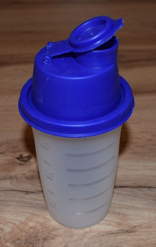 Tupperware shaker - shaker, –