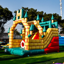 Profi Hüpfburg XXL Aufblasbar