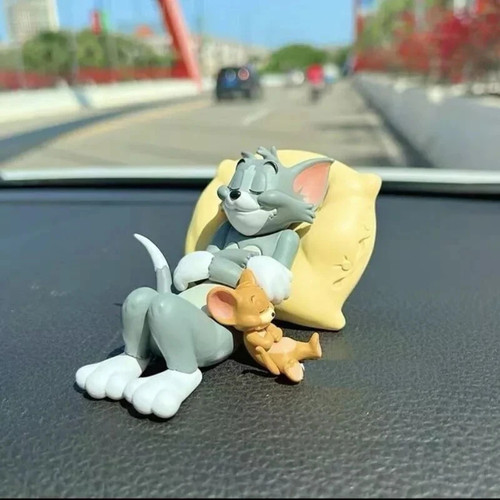 Sleeping tom and - jerry, figure