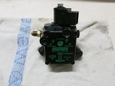 TOP mit Gewährleistung Ölpumpe Suntec