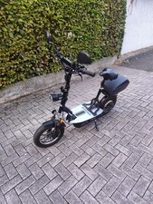 Eneway Revoluzzer 2.0 Elektroroller mit Akku 25 Km/H