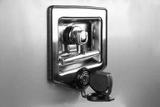 T-Riegel Verschluss Edelstahl abschließbar Schutzkappe für Staukasten Stauboxen