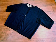 Christian Berg, Edel Cardigan
