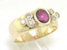 Rubin Ring 585 Gelbgold feiner Rubin 1,4ct  6 Brillanten 0,30ct TW IF Zertifikat
