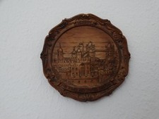 Wandteller London Relief Tower