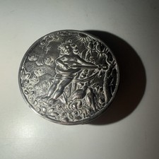 Wunderschöne Pillendose /