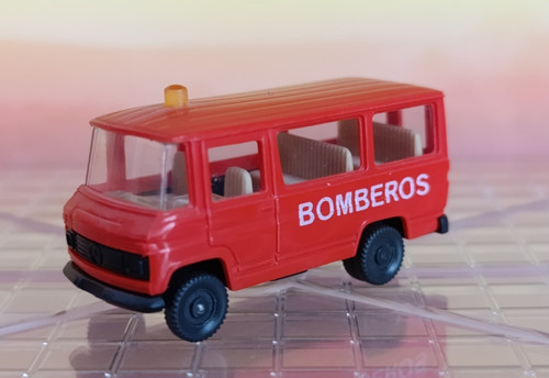 Mercedes 208 bomberos von - mercedes,
