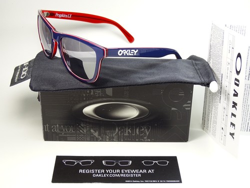 Oakley frogskins navy - oakley,