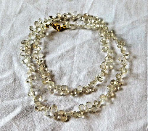 Funkelndes collier aus nude - collier,