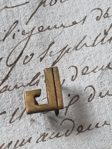 Monogramm buchstaben messing - monogramm, h