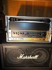 Marshall Bassverstärker DBS 7400 im Rack mit Tuner Korg  DTR 2000 6HE. (2)