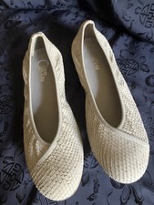 Donna Carolina Ballerina Beige