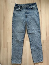 Blaue mom jeans high waisted