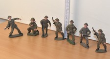 7 original DDR NVA Spielzeug - Soldaten