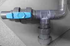 PVC-Rohr Fittings T-Stück transparent mit Absperrung u Rückschlagventil 50mm HTC