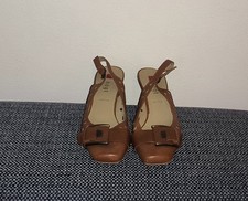 Leder-Slingpumps der Marke