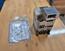 Yaskawa CIMR-VC4A0009BAA V1000