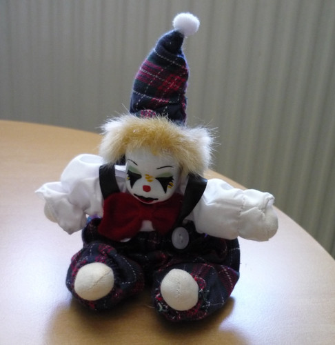 Vintage-Porzellan-Clown-Puppe