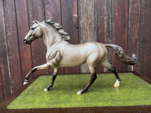 Breyer stoneleigh surprise - breyer, 'stoneleigh