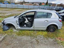 Schlachtfest/ Opel Astra H 1,6   Ausschnitt vom Einstieg Nr.266/19