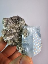 Aquamarin mit muskovit - aquamarin,