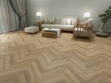 Klickvinyl Eiche hell Fischgräte - Herringbone Optik mit Trittschall m²/39,99€