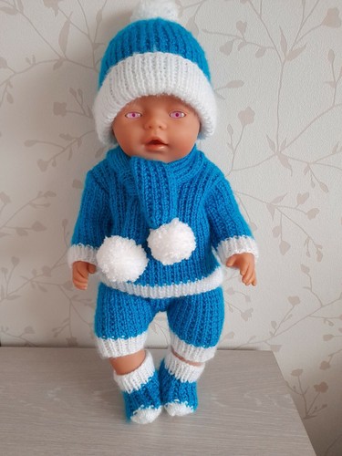 Handgestrickte puppenkleidung - handgestrickte,