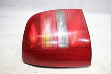 Rückleuchte Heckleuchte Bremsleuchte links 8D9945095A Audi A4 B5 Bj,04