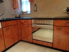 @ Hochglanz-Einbauküchen-Unterschrank für Backofen, Wurzelholz-Dekor