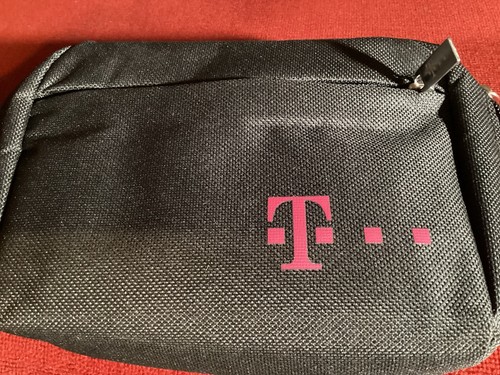 Kleine tasche mit telekom - kleine,
