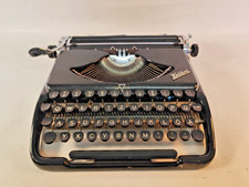 DDR Schreibmaschine Groma Kolibri Chemnitz schwarz Vintage Reiseschreibmaschine