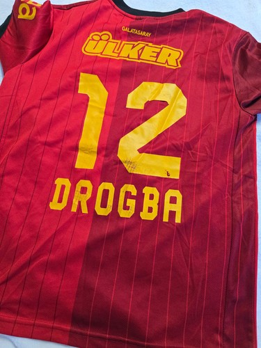 Galatasaray drittes trikot - galatasaray,