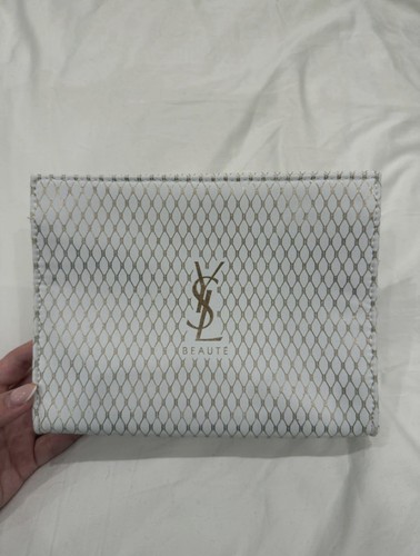Yves saint laurent - saint, ysl