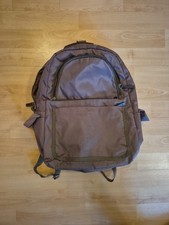 OLEANA Kleiner Rucksack Dayback, Leicht, Braun
