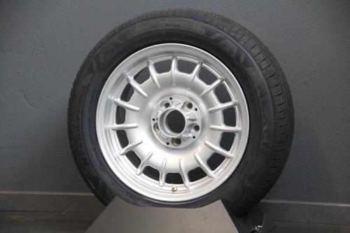 Mercedes slc 107 räder - mercedes,