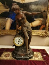 Große Figuren Pendule F