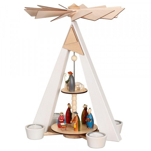Teelichtpyramide weiß 2 - teelichtpyramide,