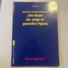 Der Junge im gestreiften