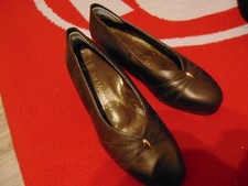 TOLLE PUMPS --- FASAN -- JOLIE MADAME --- GR. 9 -- ECHT LEDER -- NEU