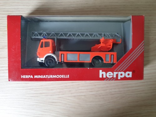 Herpa 042703 mercedes benz - mercedes-benz, sk