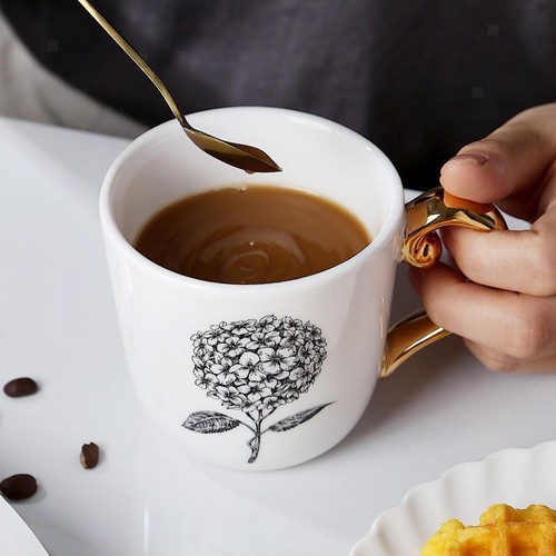 Keramik-Kaffeetasse