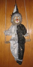 Marionetten Puppe an Fäden