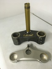 Ducati 748 916 996 998 original SBK Magnesium Gabelbrücken