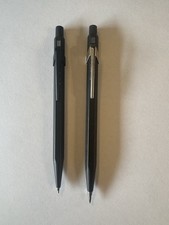 Caran D‘Ache Bleistifte Black Code und Schwarz 0.7mm und 2mm Stärke