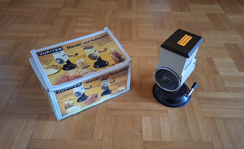 Jupiter mandel und nußmühle - jupiter,